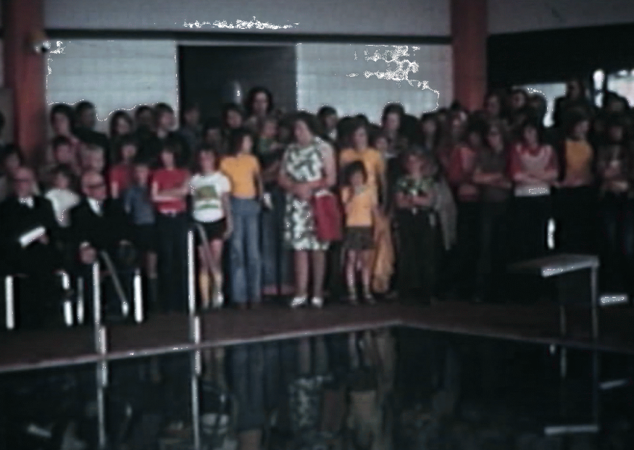 Bereit für den Startschuss - Video [Youtube] zur Eröffnung des Hallenbades 1974